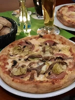 Pizza Salami Artischocken Mit Sardellen